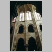 Senlis, Kathedrale, Chor, Nordseite, Blick von S,  Foto Heinz Theuerkauf.jpg